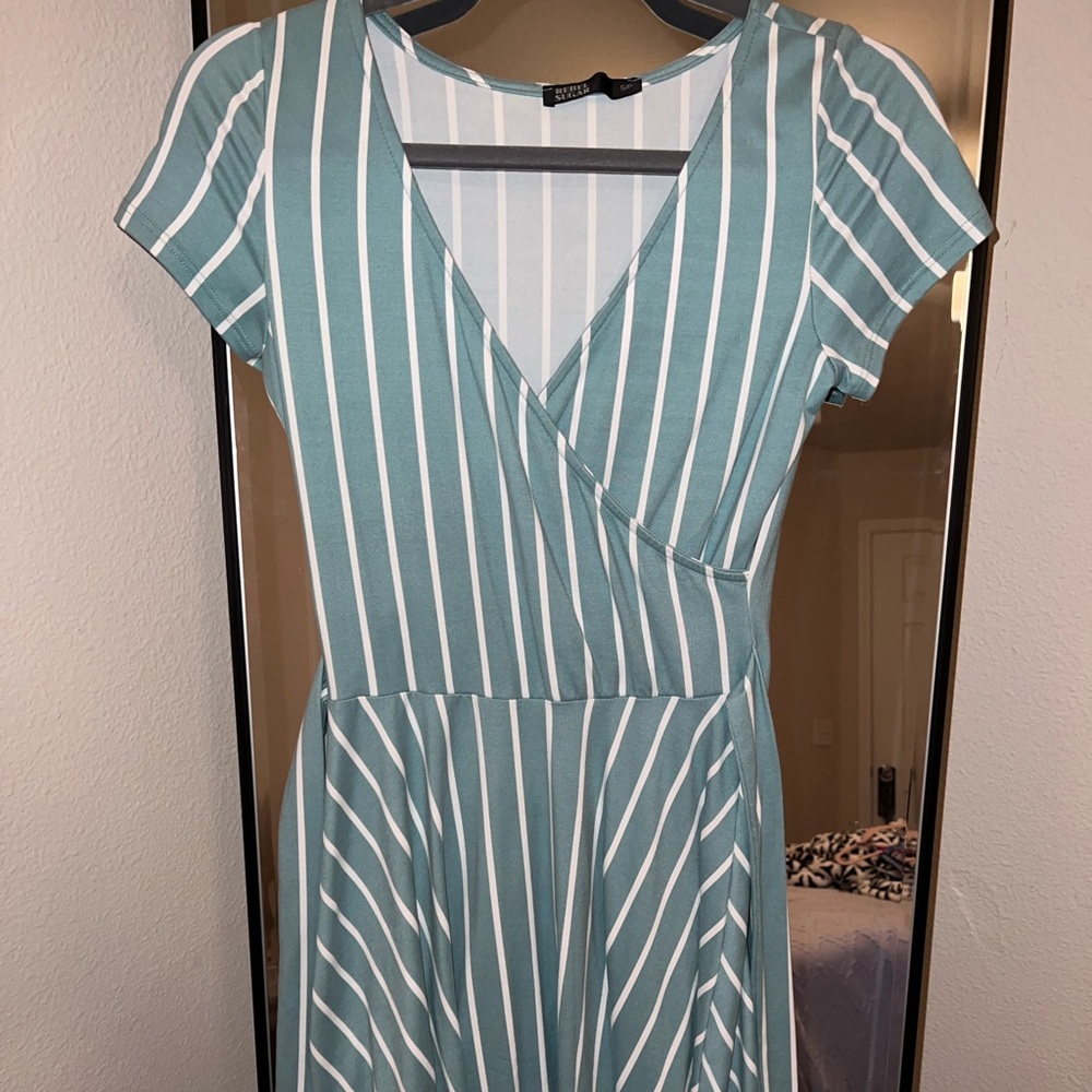 Green wrap dress size small